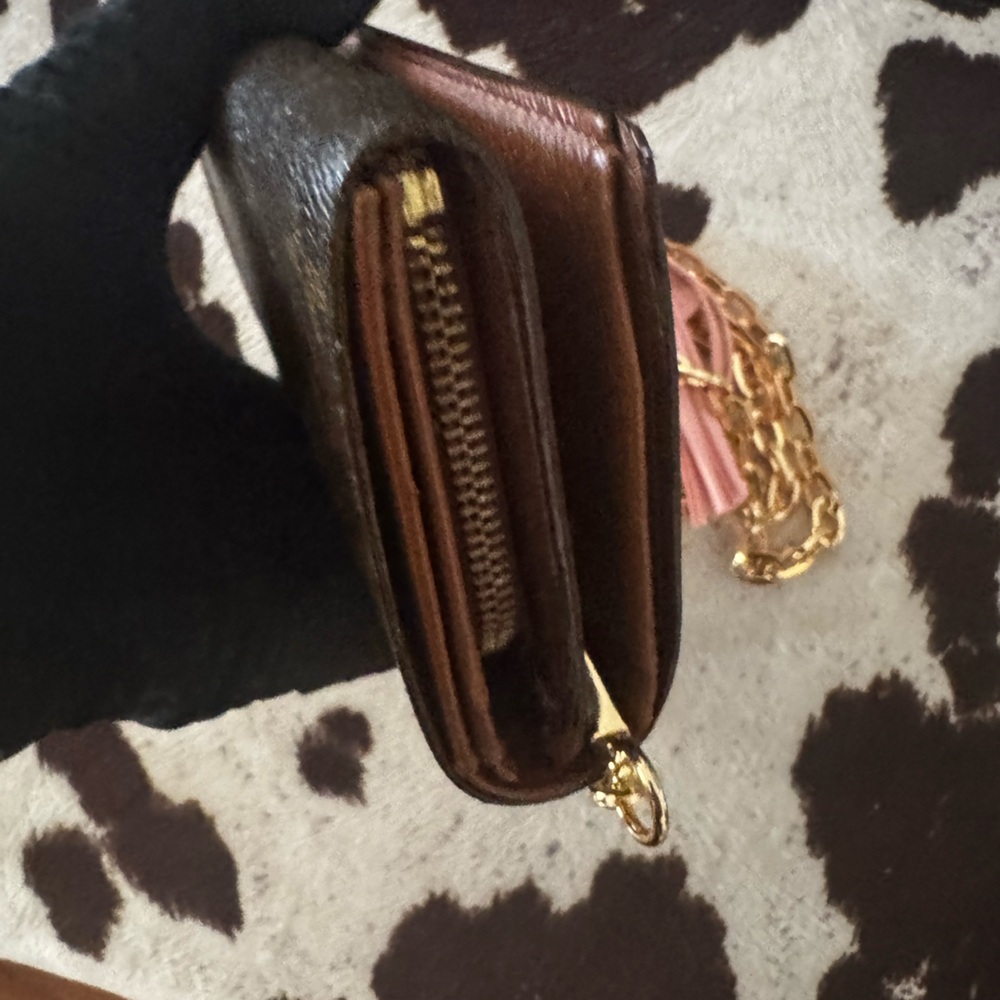 Louis Vuitton Monogram Porte Monnaie
Billets Tresor Bifold Wallet & insert - Picture 5 of 17